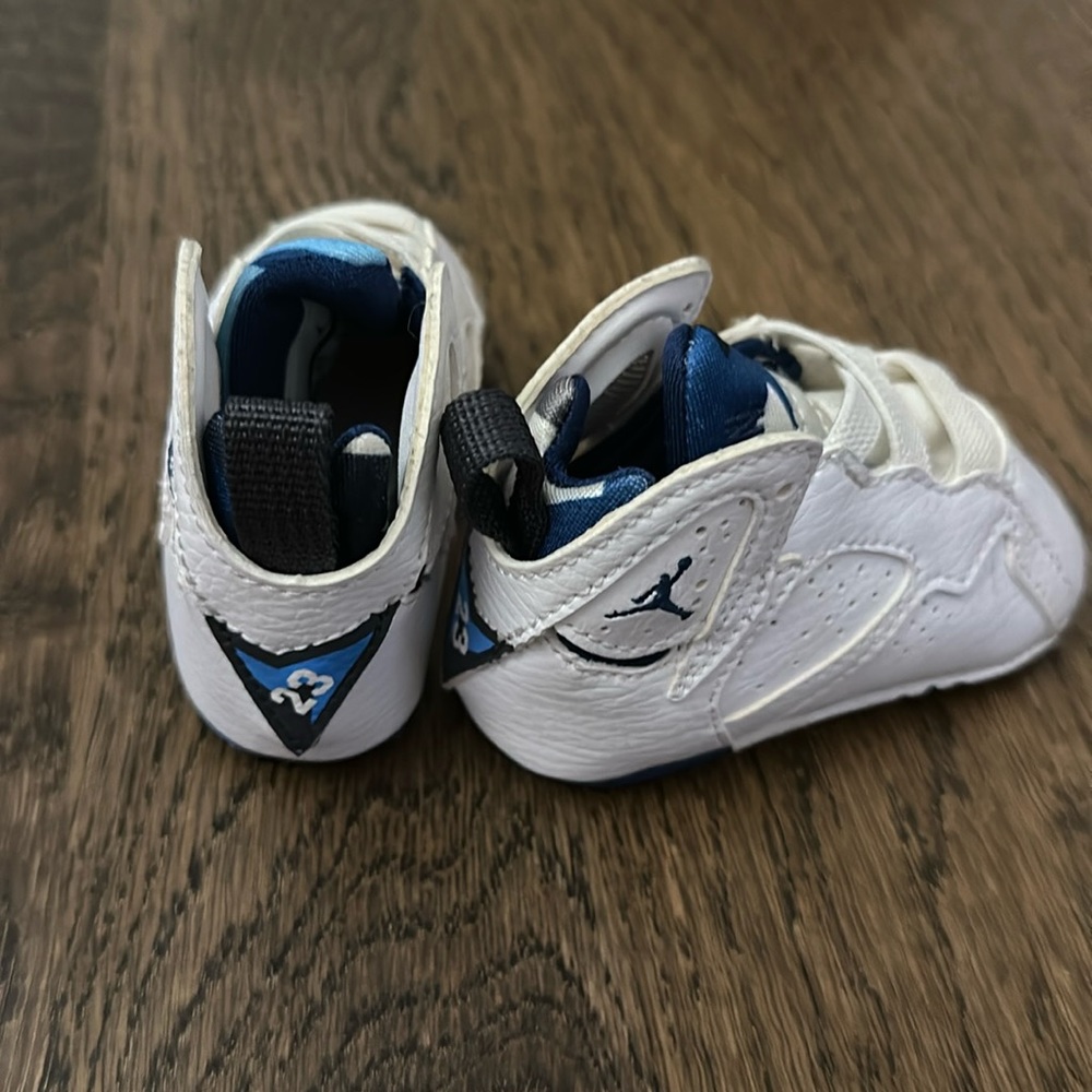 Jordan 6 Retro Baby soft sole sneakers.